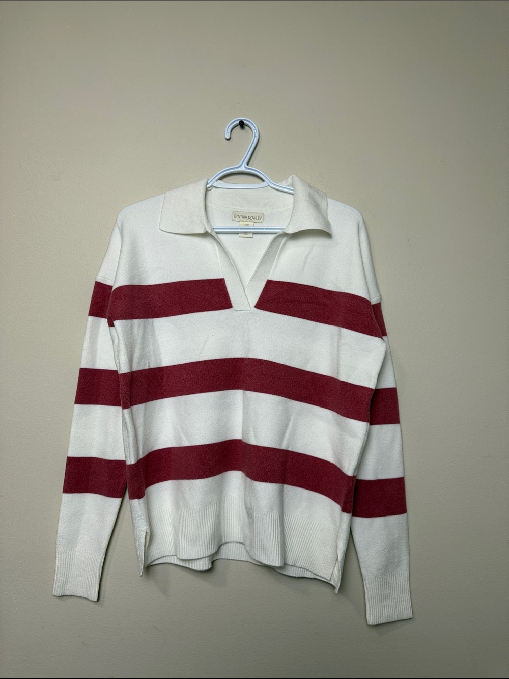 Cynthia Rowley Cream and Burgundy Striped V-Neck Sweater M